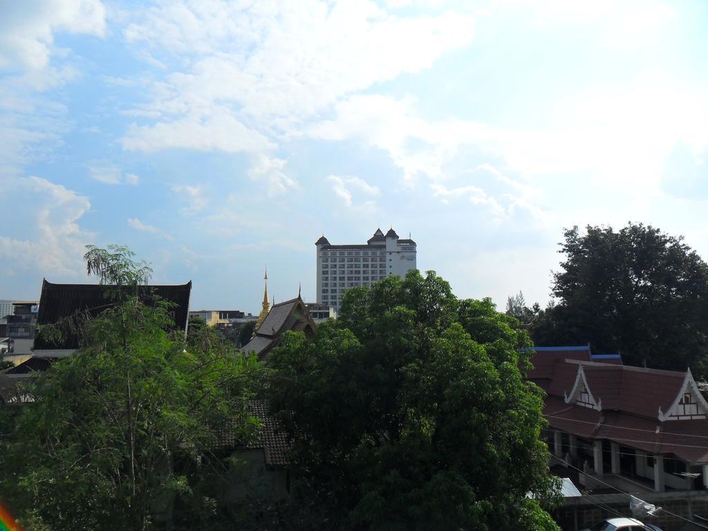 Chiangmai Inn Guesthouse شيانغ ماي المظهر الخارجي الصورة