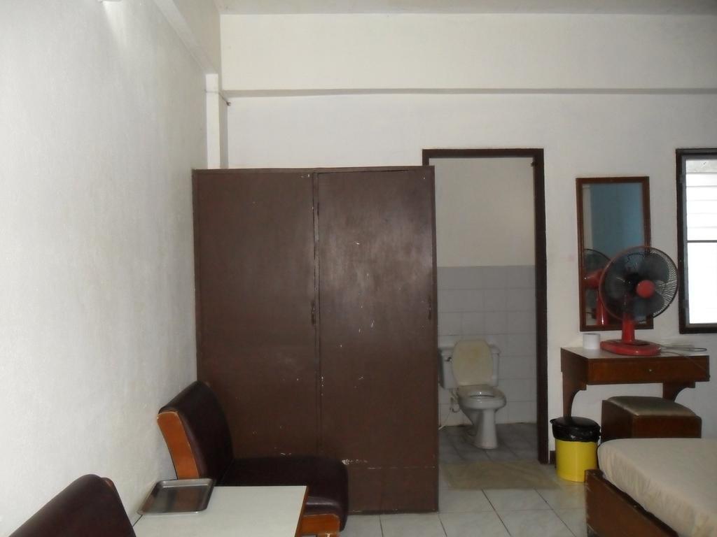 Chiangmai Inn Guesthouse شيانغ ماي المظهر الخارجي الصورة
